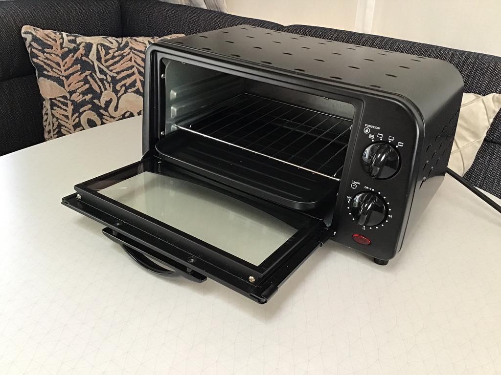 Te koop een camping oven, Ophalen of Verzenden, Zo goed als nieuw