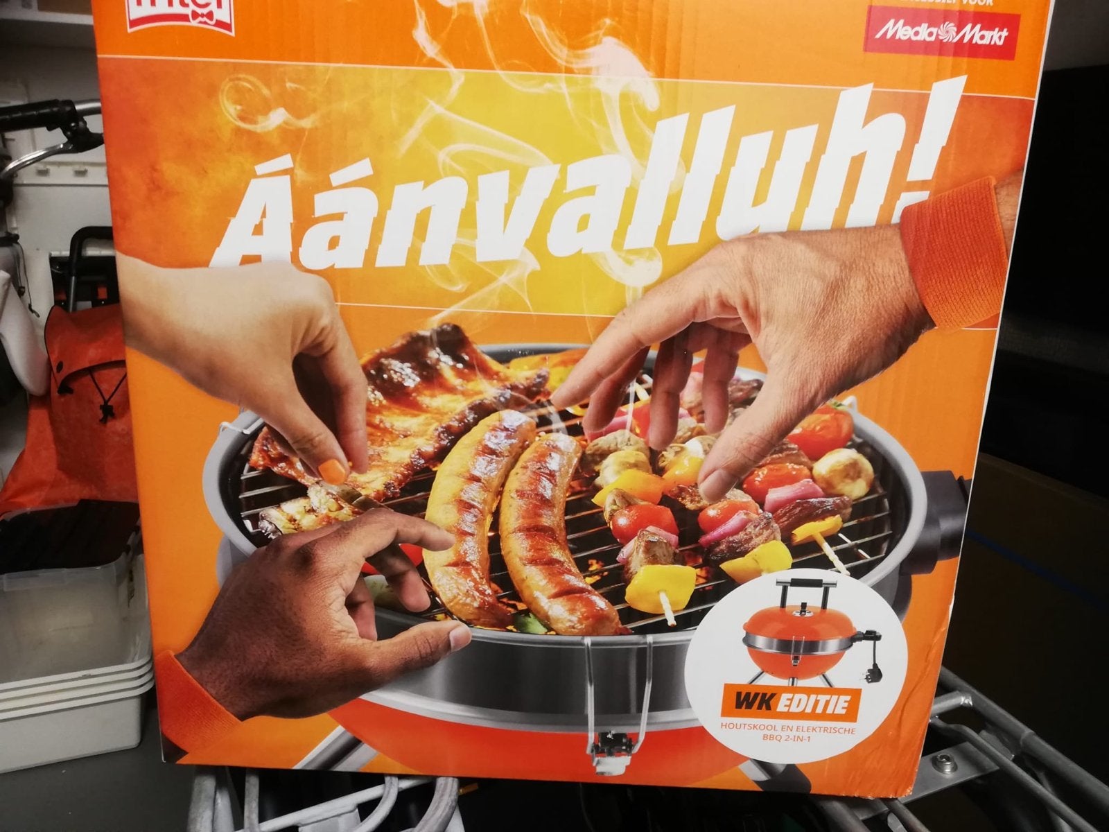 Fritel Houtskool en Elektrische BBQ 1600W - WK Editie, Ophalen of Verzenden, Nieuw