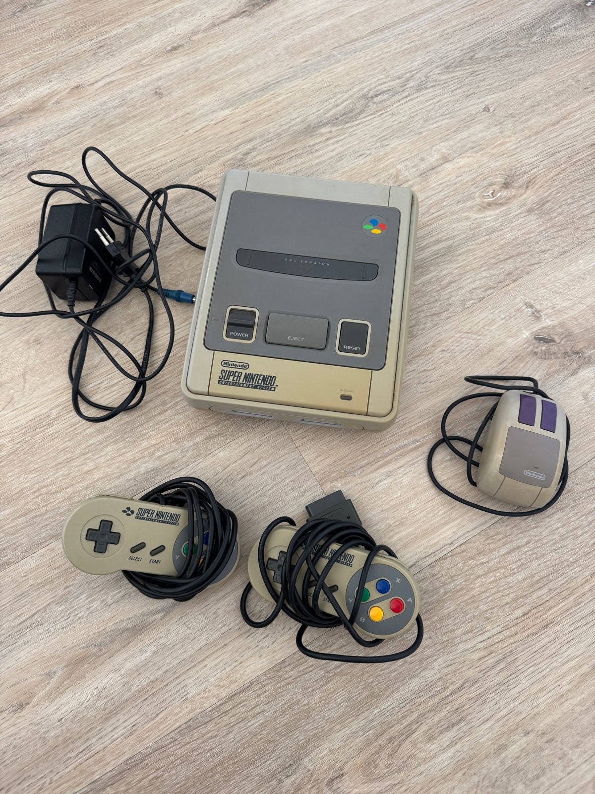 Super Nintendo Entertainment System (SNES) met 12 games, Ophalen, Gebruikt, Overige genres, 2 spelers