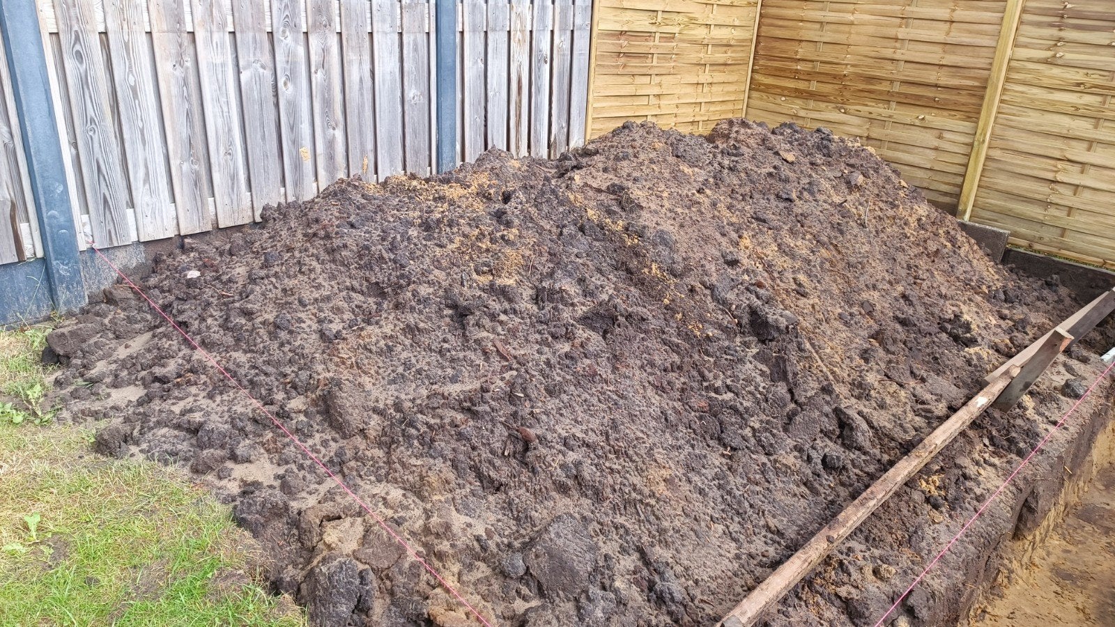 Schone grond zonder puin gratis af te halen, Ophalen, Tuinaarde