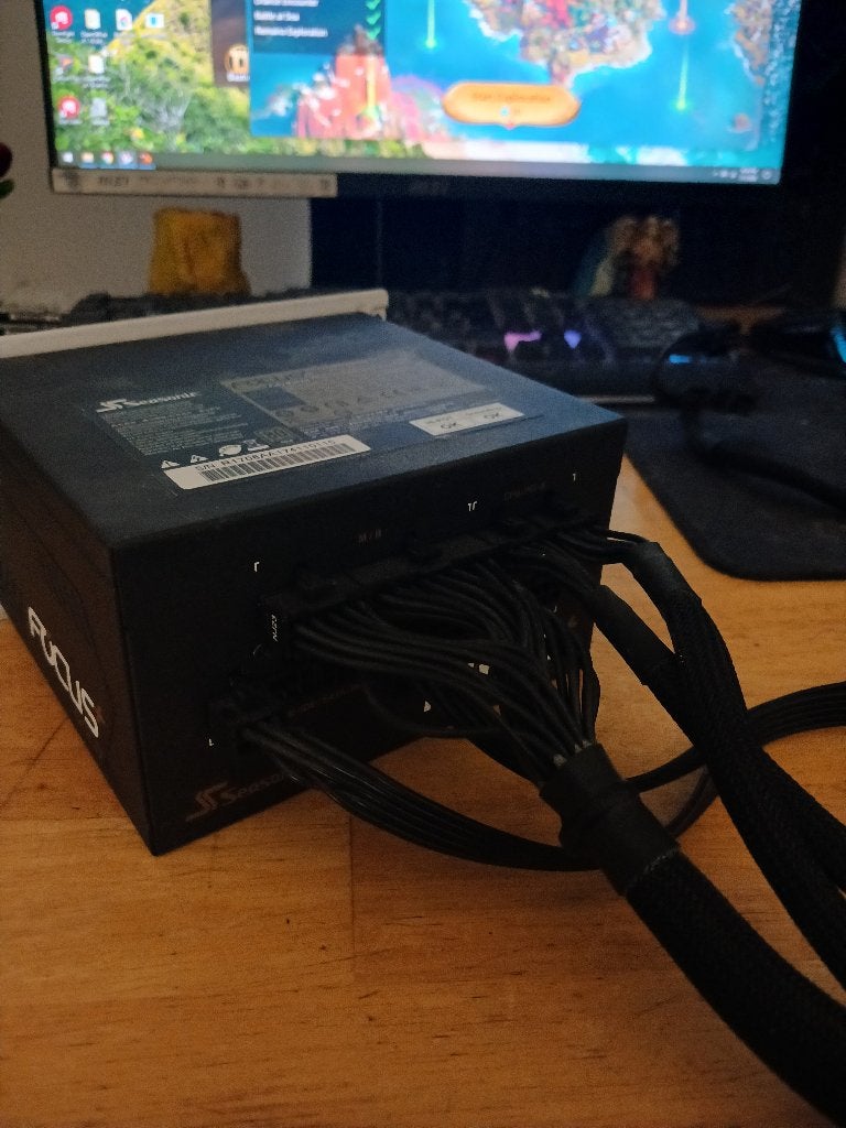 seasonic modulaire voeding 650 watt gold +, Computers en Software, Ophalen of Verzenden