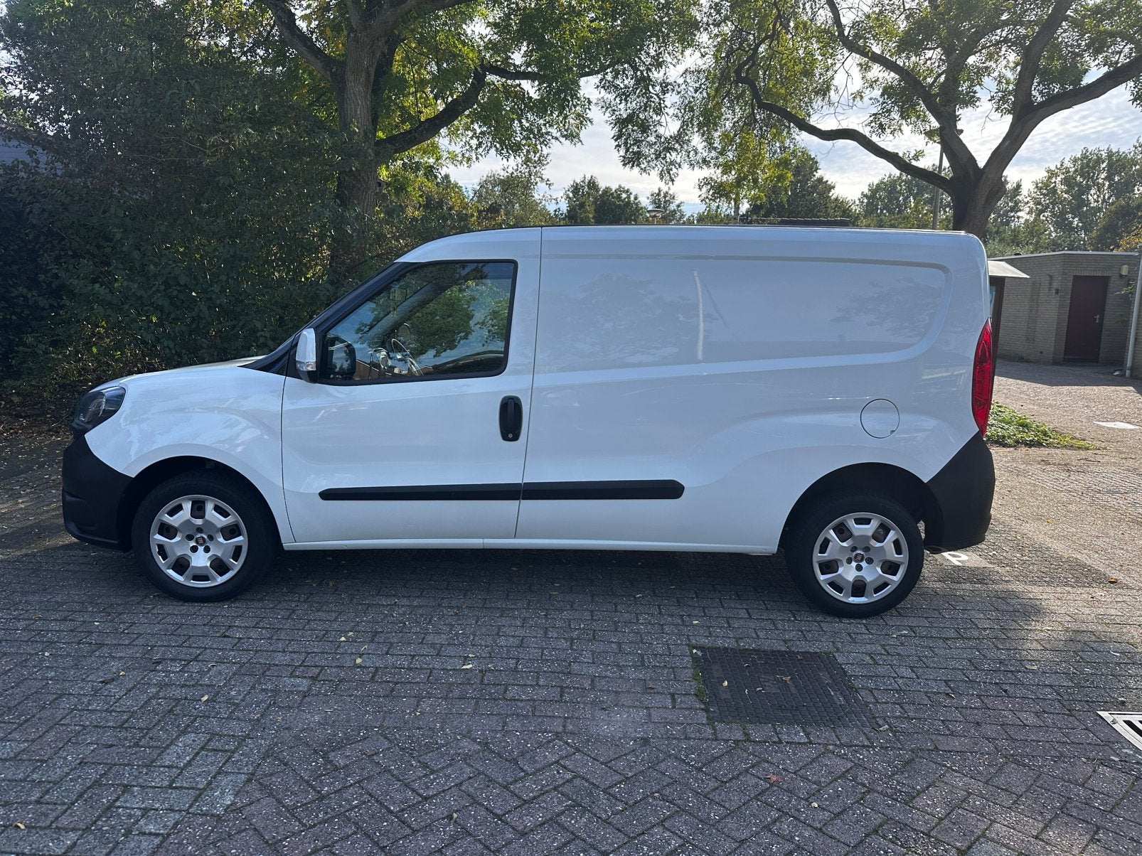 Fiat Doblo Cargo PLC 1.4 Fire 95pk L2 Maxi 2018 Wit, Voorwielaandrijving, Wit, 14 km/l, Elektrische ramen