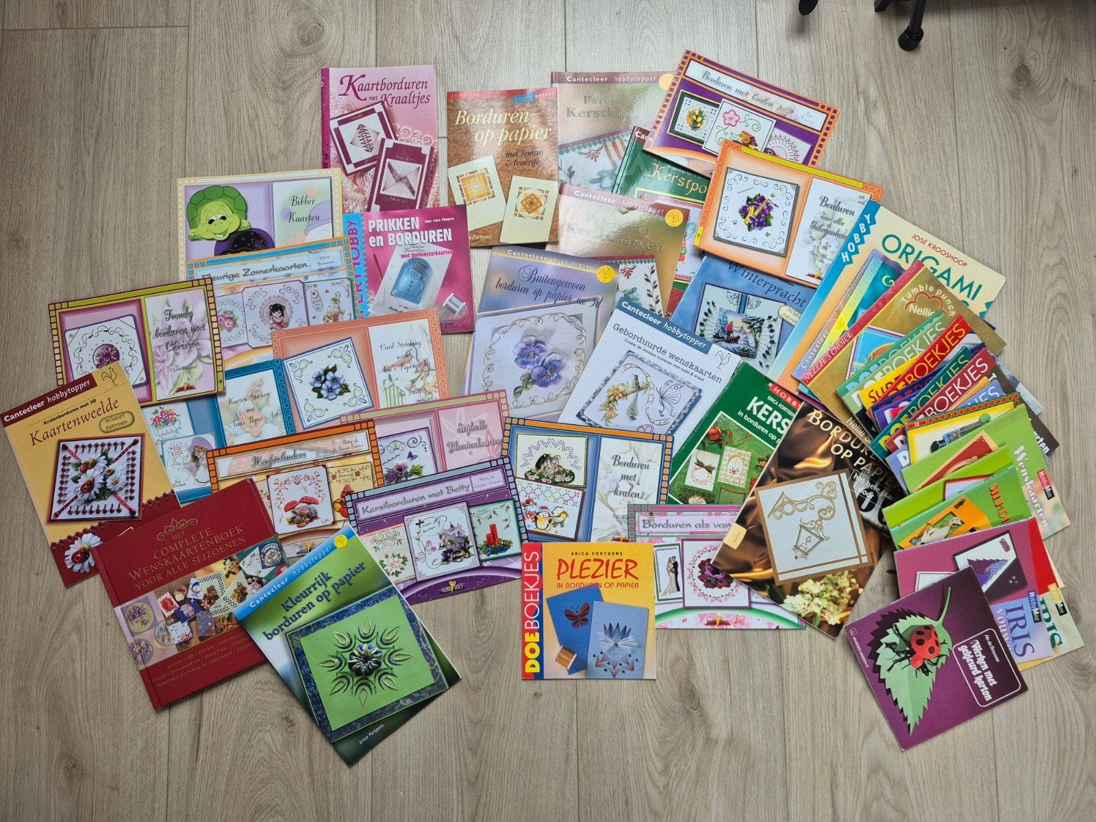 Groot startpakket borduren met kralen (kralen én boeken), Hobby en Vrije tijd, Ophalen, Gebruikt, Overige thema's, Meerkleurig