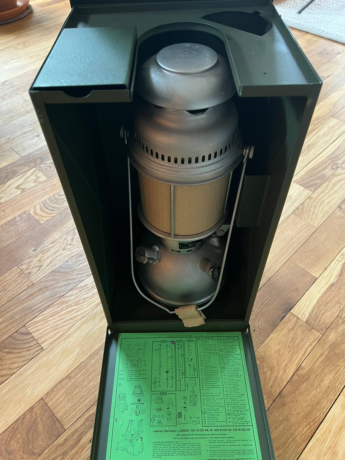NOS (nieuw) Bund GENIOL Petromax Rapid HK500 Lantaarn + kist, Ophalen of Verzenden