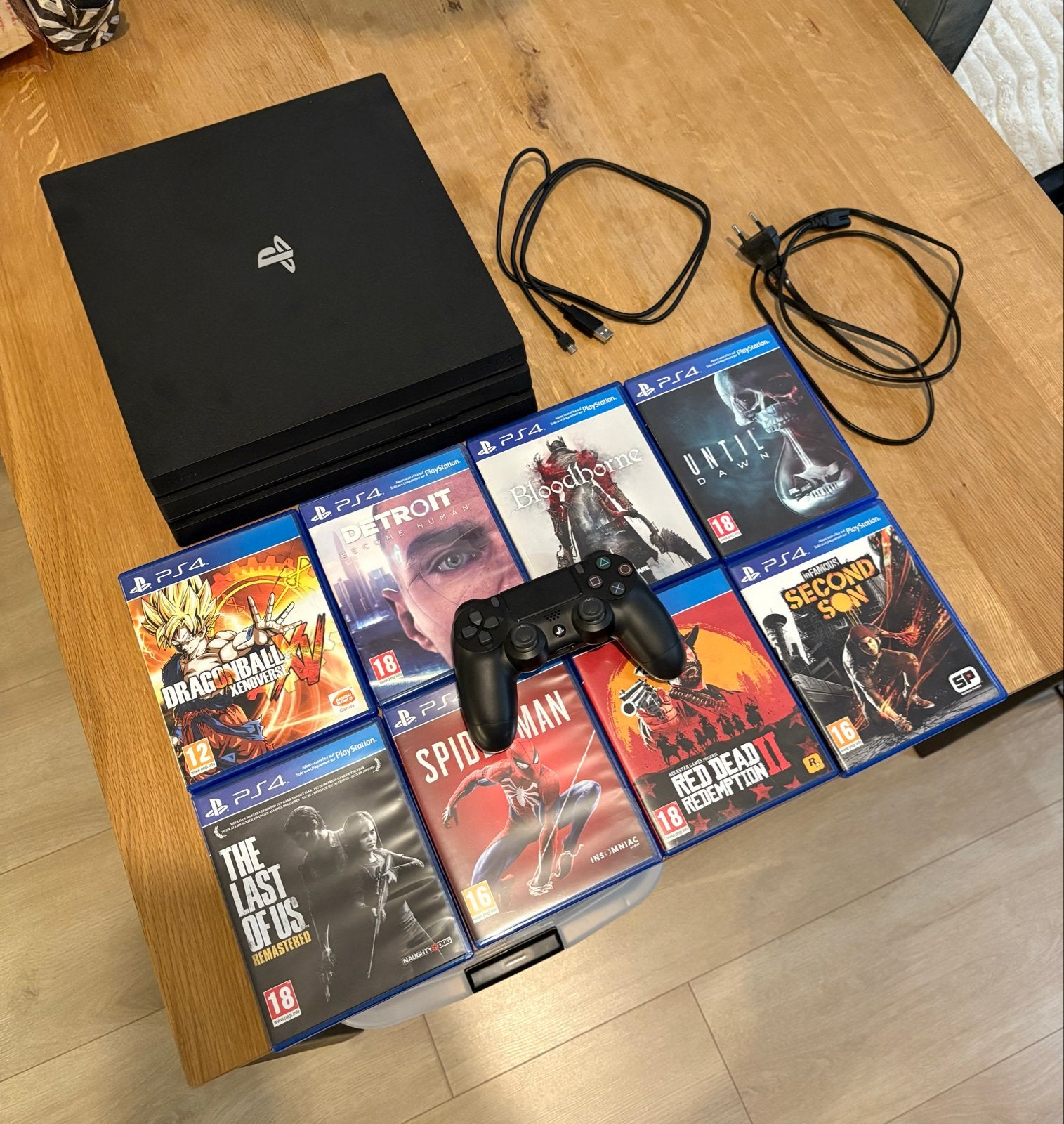 PS4 Pro 1TB met 1 controller en 8 games, Met games, Ophalen of Verzenden, Zo goed als nieuw, 1 TB
