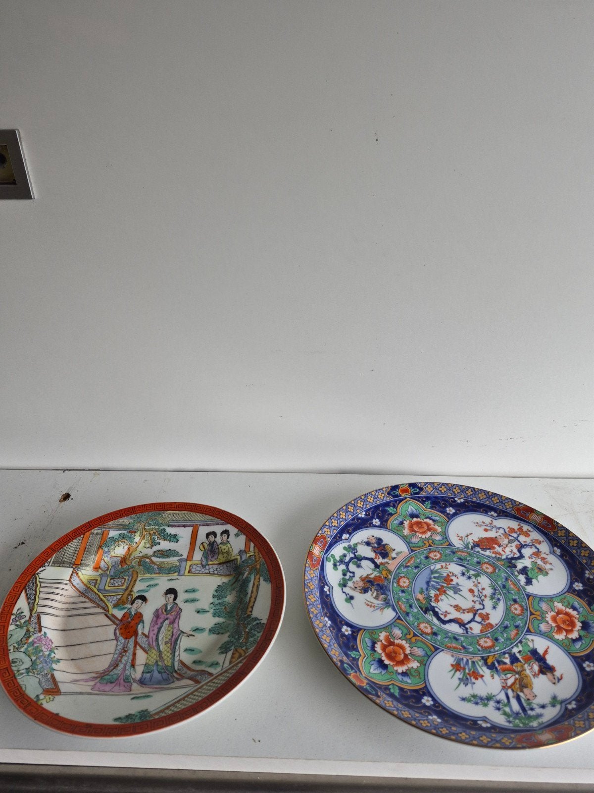 2 Chinese wandborden met gedetailleerde decoraties, Antiek en Kunst, Ophalen of Verzenden