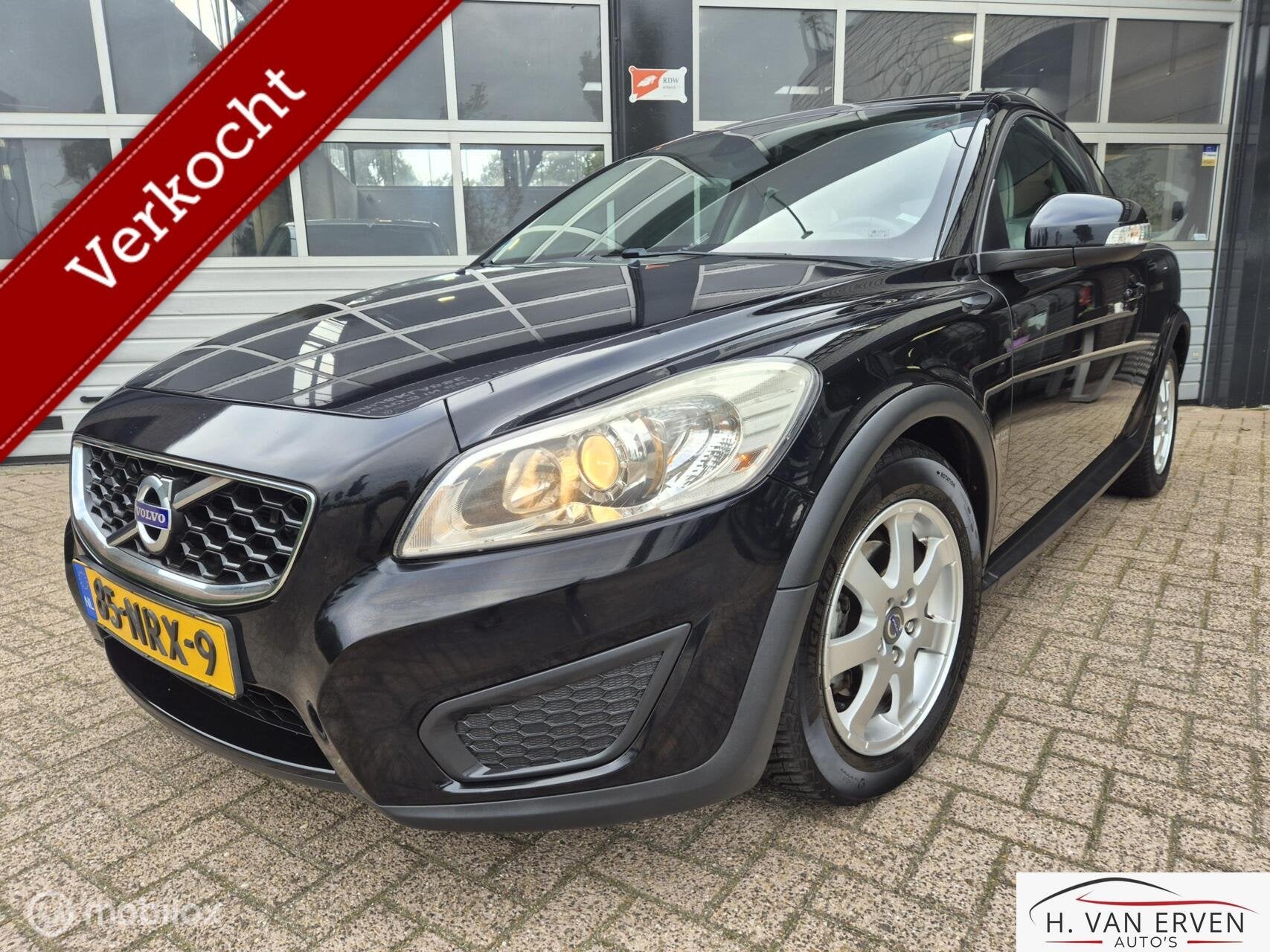 Volvo C30 2.0 1E EIGENAAR DEALERONDERHOUDEN XENON NAP!, Auto's, Automatische klimaatregeling, 4 cilinders, 4 stoelen, Zwart