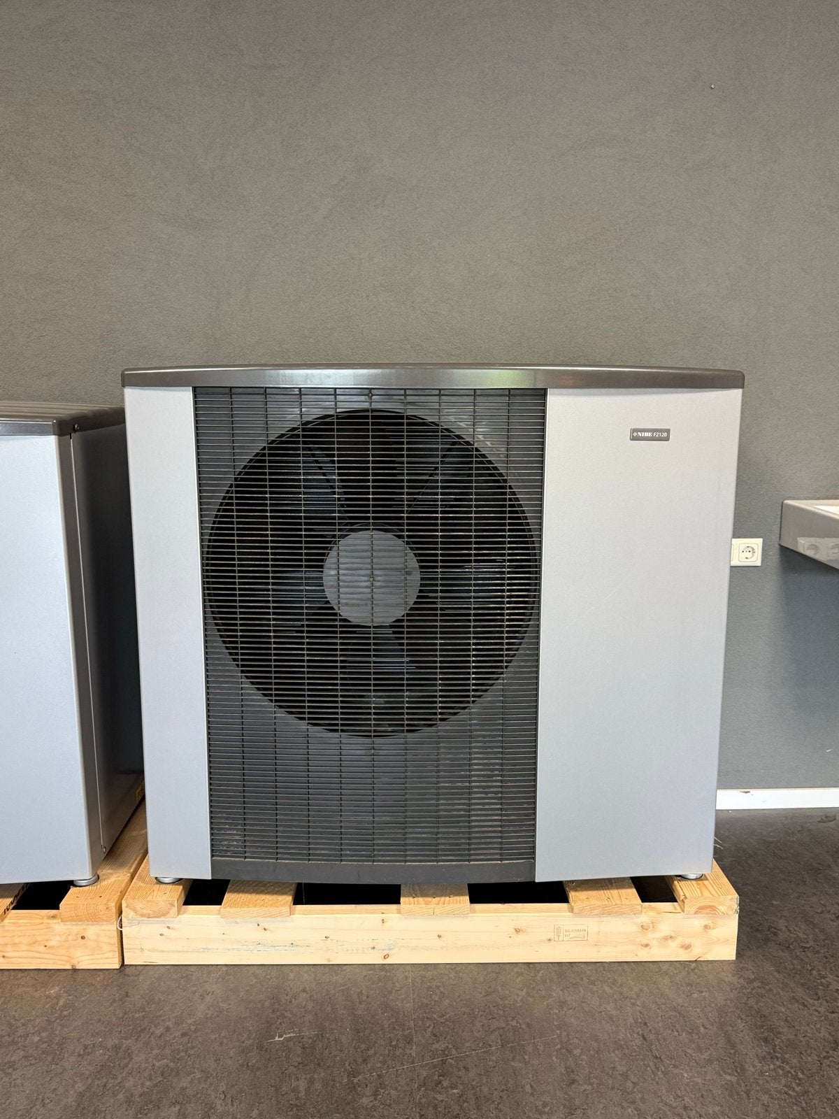 NIBE F2120-16 Warmtepomp 3x400V -, Ophalen, Overige typen, Zo goed als nieuw, 60 tot 150 cm
