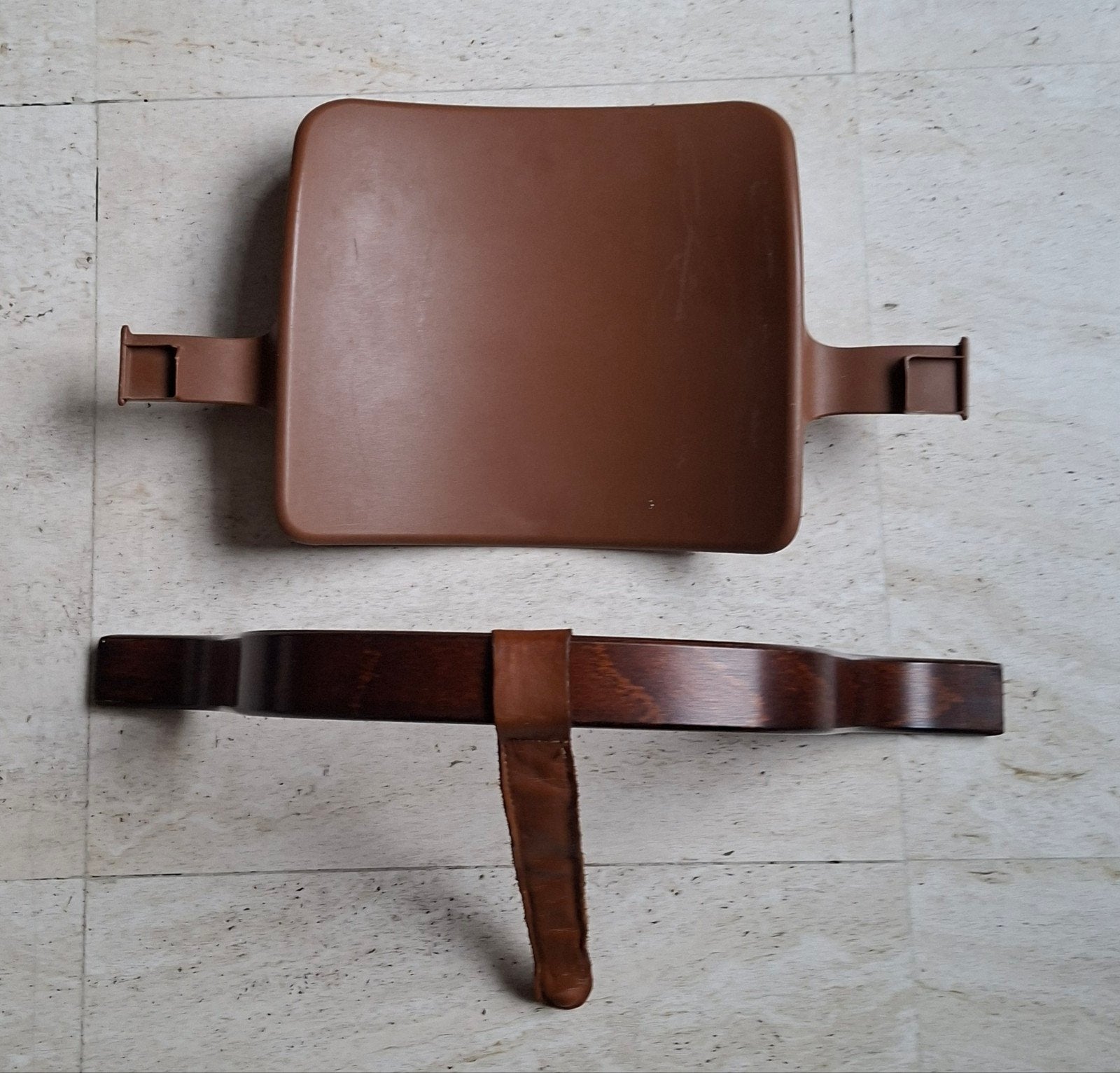 Stokke tripp trapp babyset walnoot 2003-2011, Ophalen of Verzenden, Gebruikt, Meegroeistoel