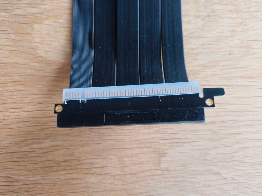 PCIe 3.0 (4.0 compatibel) Riser Kabel voor GPU, Ophalen of Verzenden, Zo goed als nieuw