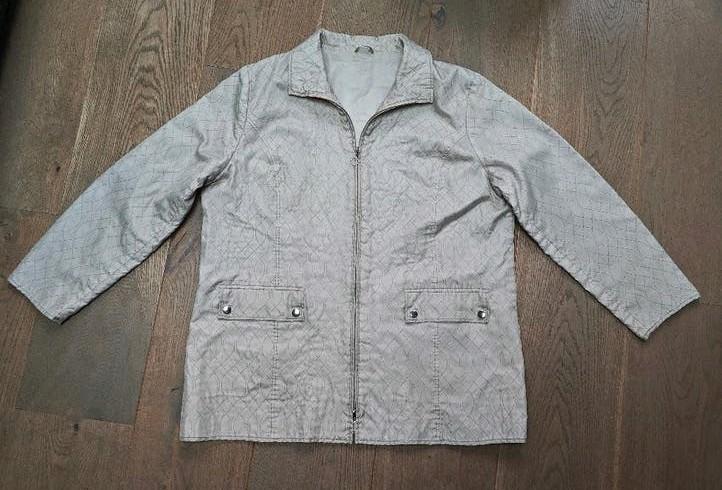 Te koop: Mooie ecru-kleurig zomerjas, geheel gevoerd M:46/48, Kleding | Dames, Grote Maten, Beige, Ophalen of Verzenden, Jas of Mantel