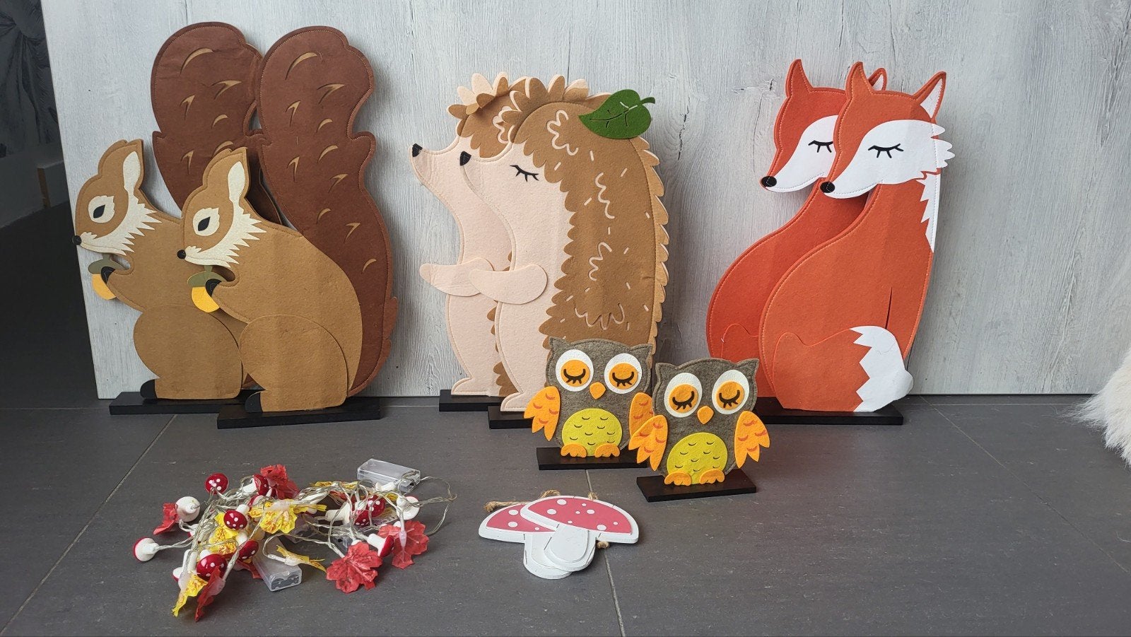 Diverse herfstdecoraties: vilten dieren, lampjes, slingers, Ophalen of Verzenden, Zo goed als nieuw