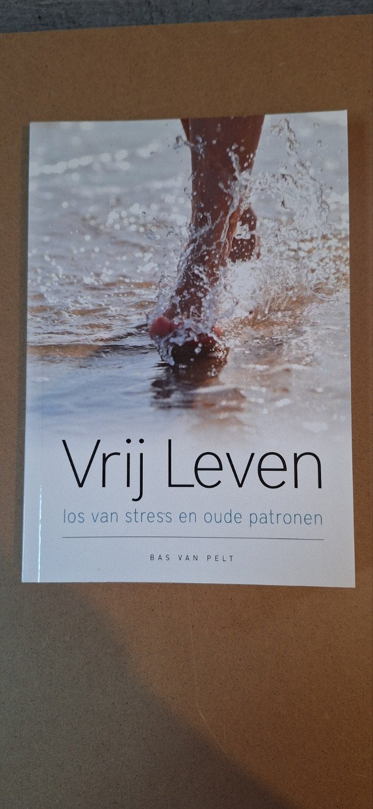 Bas van Pelt - Vrij Leven, Bas van Pelt, Ophalen of Verzenden, Ontwikkelingspsychologie, Zo goed als nieuw