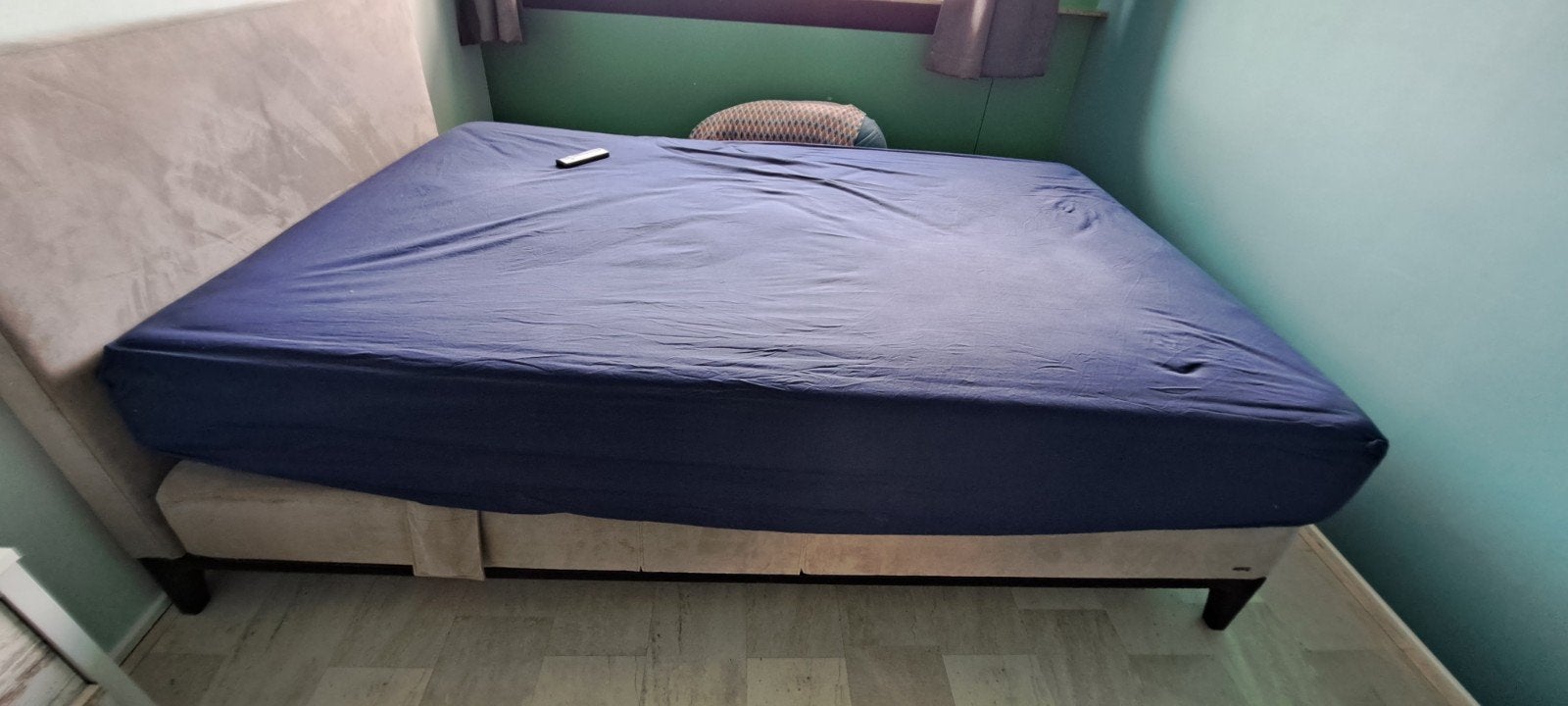 Te koop: Auping  auronde, 140 x 200, licht grijs, Ophalen, Gebruikt, Tweepersoons, 140 cm