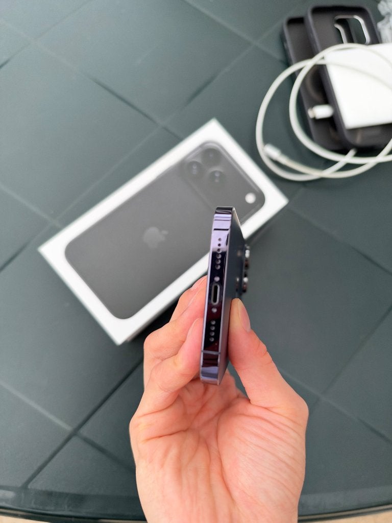 Foto 3 van Iphone 14 pro max