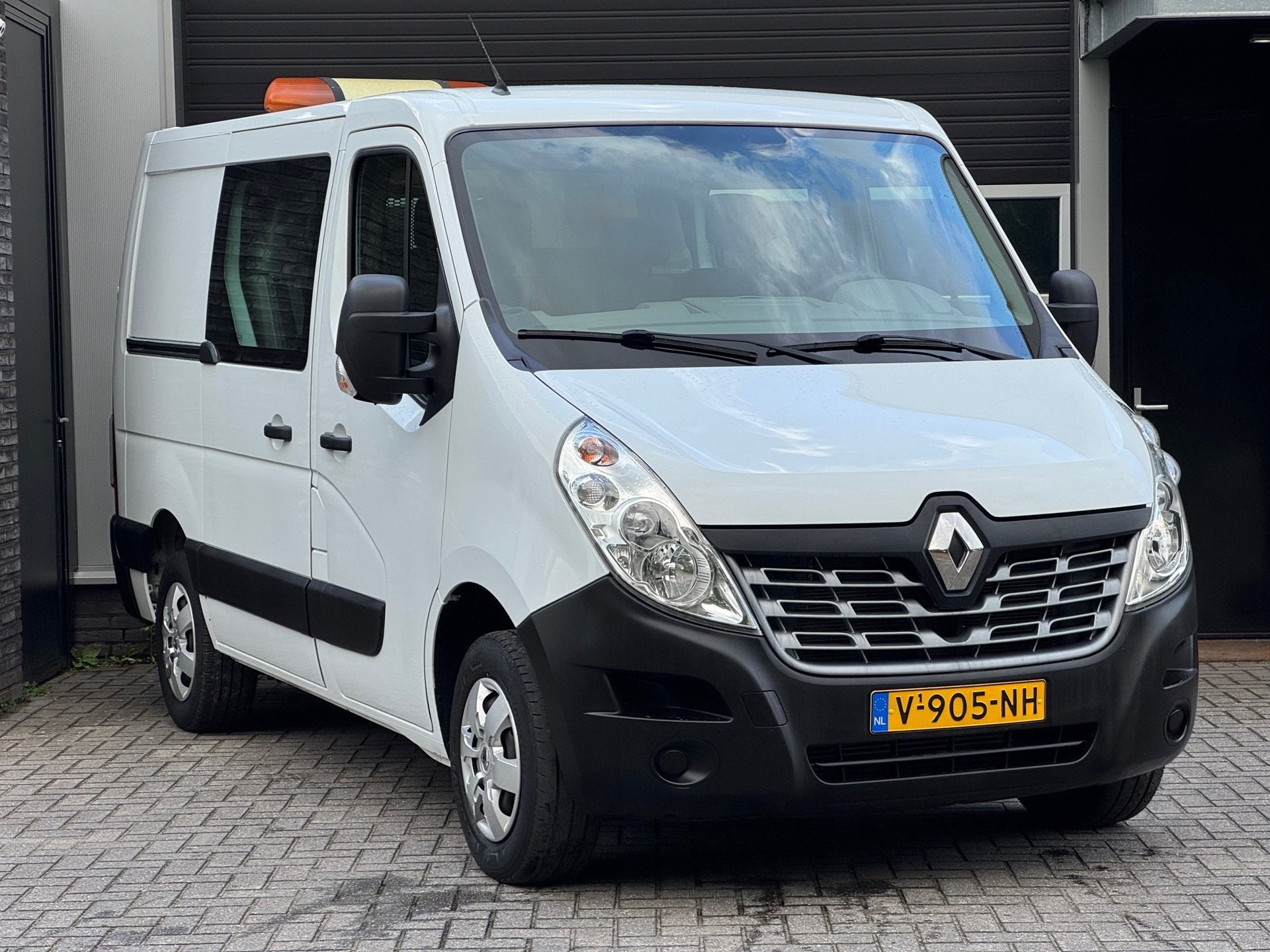 Renault Master T35 2.3 dCi L1H2 EURO6 DUBBEL CABINE AIRCO NA, Auto's, Bestelauto's, Voorwielaandrijving, Gebruikt, Euro 6, Renault