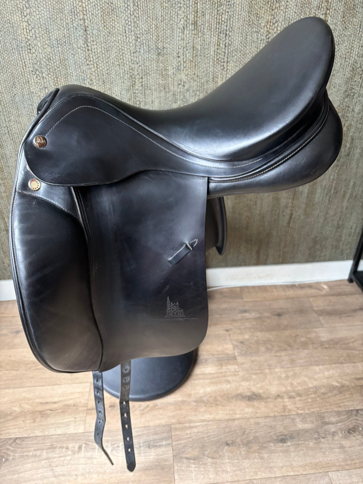 Prestige dressuurzadel, Dieren en Toebehoren, Paarden en Pony's | Zadels, Ophalen, Zo goed als nieuw, Dressuur
