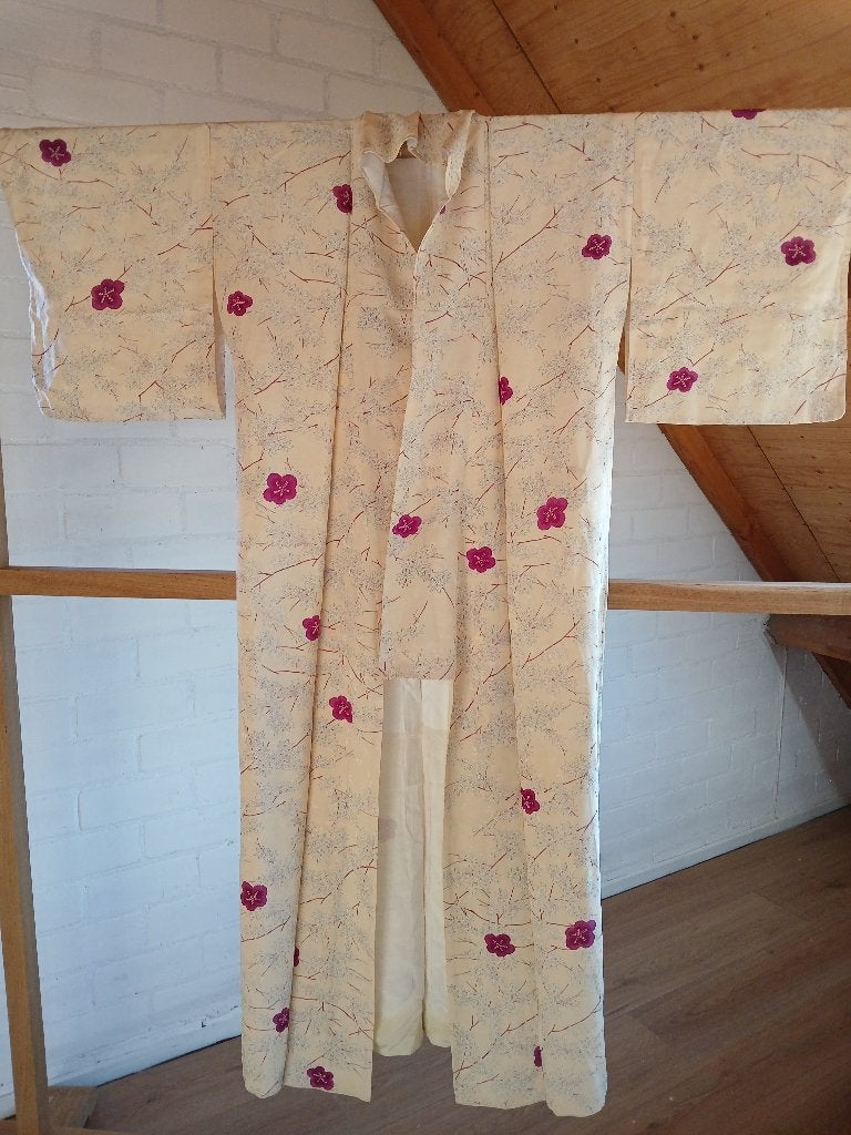 Traditionele Japanse Kimono white parple ume, Ophalen of Verzenden