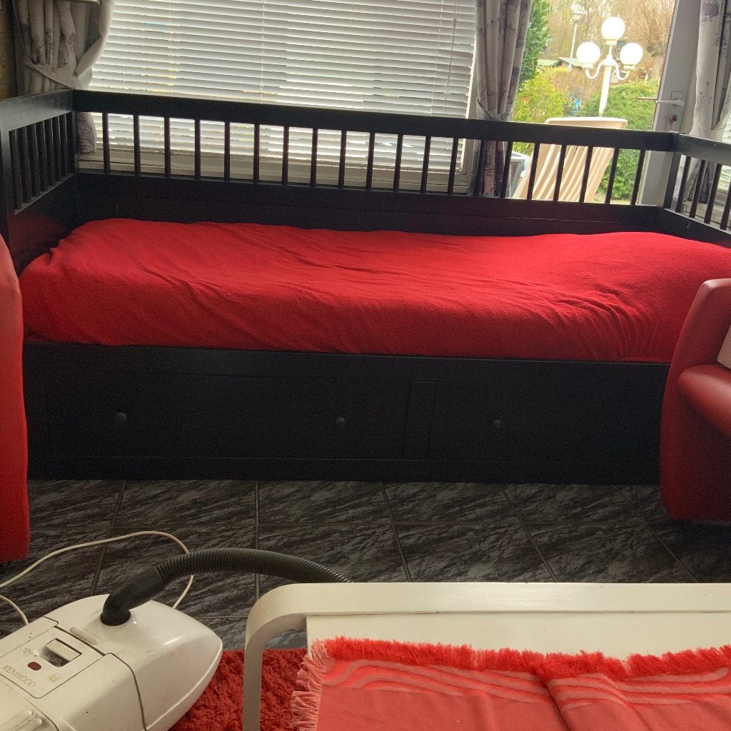 1 pers bed, Huis en Inrichting, Slaapkamer | Bedden, Ophalen, 90 cm, Eenpersoons, Zwart