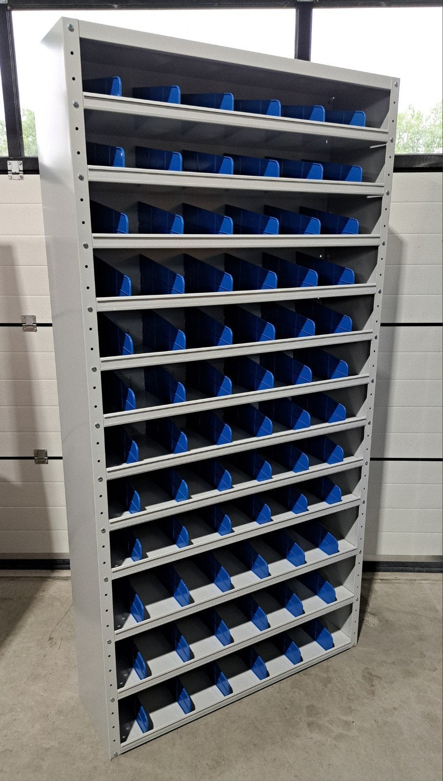 Nieuwe vakkenkasten schottenkasten  incl. 72 schotten, Huis en Inrichting, Kasten | Roldeurkasten en Archiefkasten, Nieuw, 150 tot 200 cm