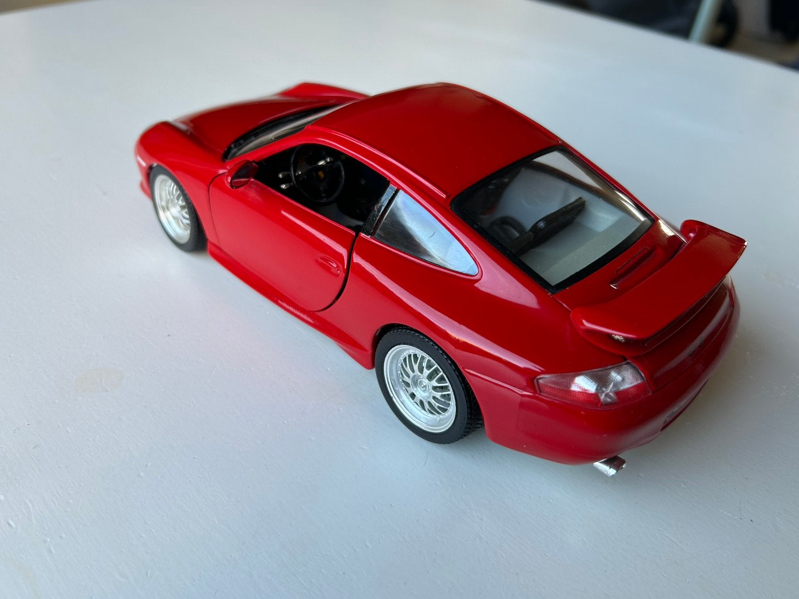 Porsvhe 911 GT3, Hobby en Vrije tijd, Modelauto's | 1:18, Ophalen of Verzenden, Gebruikt, Overige merken