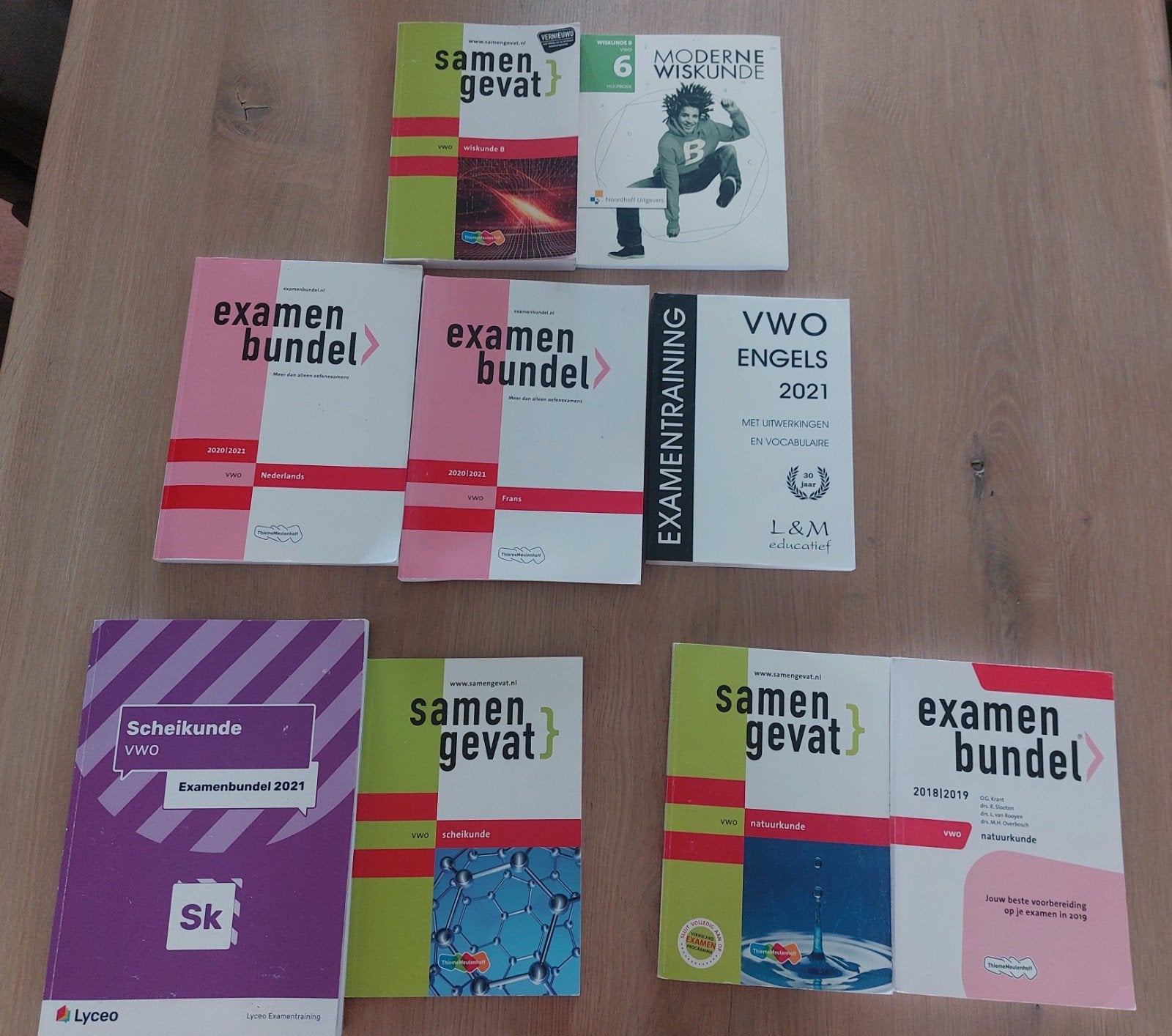 Examebundels en samengevat boekjes VWO NT/NG, Ophalen of Verzenden, Zo goed als nieuw, VWO