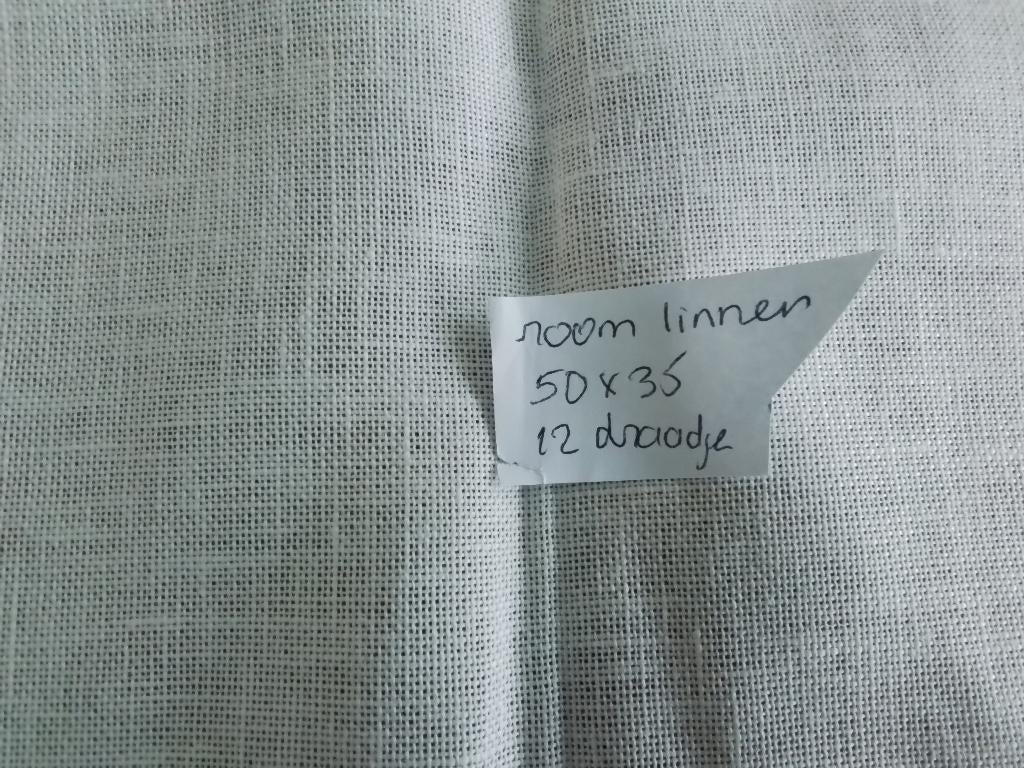 2 lapjes room linnen, per stuk 4,50, Ophalen of Verzenden, Zo goed als nieuw, Handborduren, Onderdeel of Toebehoren