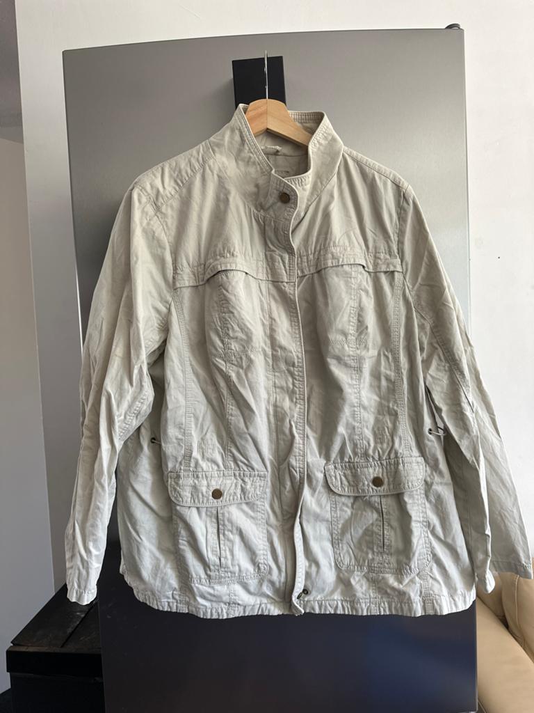 Lichtbeige C&A The Outerwear jas, maat 46/48 (XL), Ophalen of Verzenden, Zo goed als nieuw, Maat 46/48 (XL) of groter, Beige