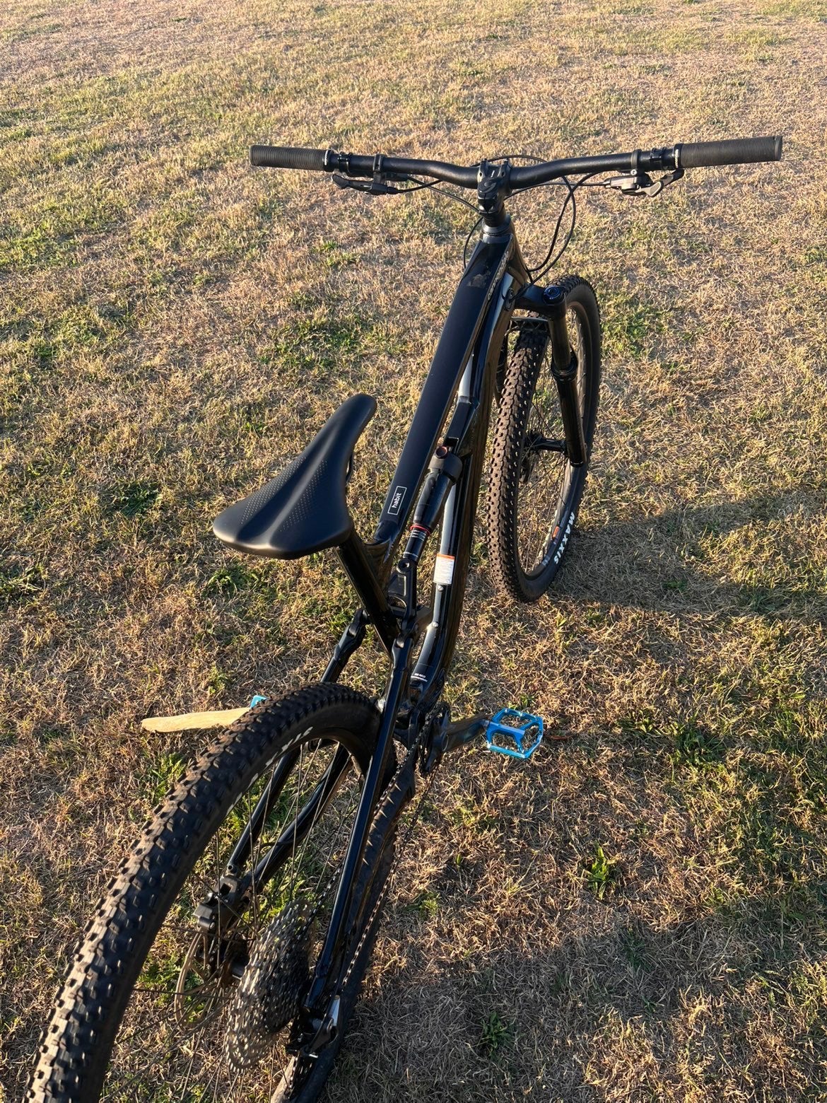 Foto 2 van Mountainbike = Cannondale habit 4 XL