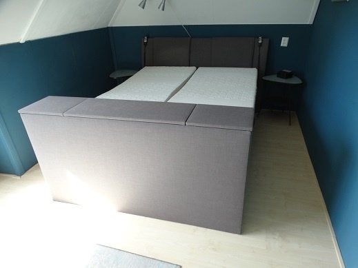 Verstelbaar twee persoons bed, verstelbaar. 180x200 cm, Huis en Inrichting, Ophalen, Zo goed als nieuw, Tweepersoons, Modern
