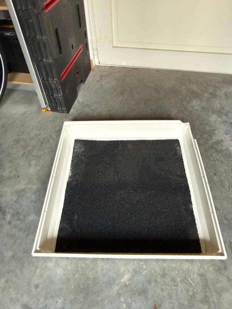 Lekbak wasmachine - hoekje afgebroken, Ophalen, Gebruikt
