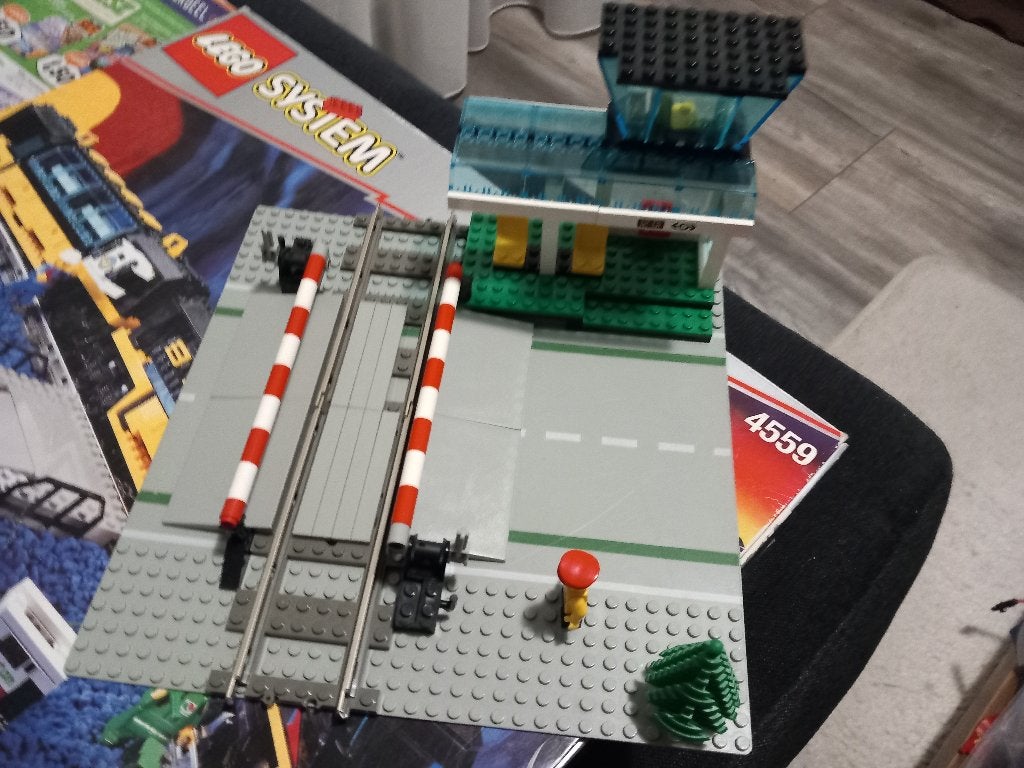 Lego 4532 9v spoorwegovergang  partij, Kinderen en Baby's, Lego, Ophalen of Verzenden, Zo goed als nieuw, Compleet