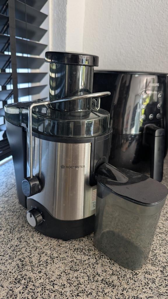 Rochester Fruit Juicer - Sapcentrifuge, Witgoed en Apparatuur, Juicers, Ophalen of Verzenden, Zo goed als nieuw, Elektrisch, Sapcentrifuge