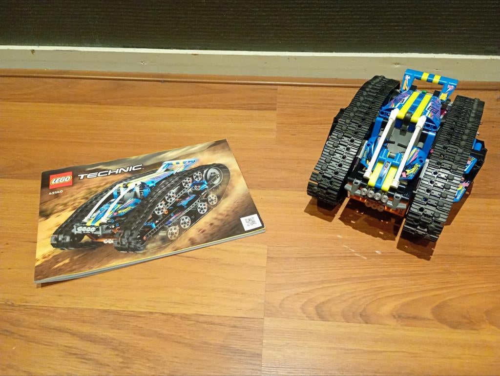 Lego 42140 rupsvoertuig, Lego, Compleet, Ophalen of Verzenden, Zo goed als nieuw