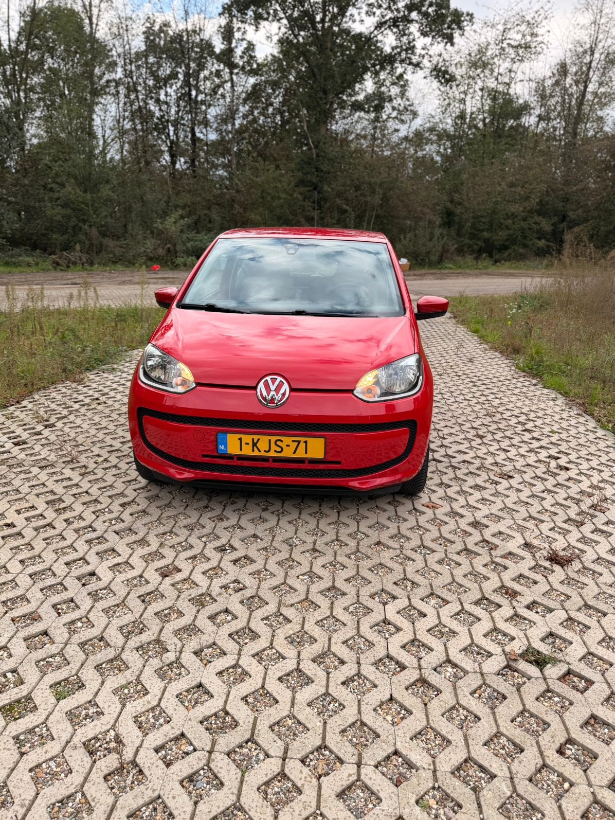 Volkswagen up! Automaat 1.0 44KW AUT 2013 Rood, Auto's, 4 stoelen, 23 km/l, Origineel Nederlands, Particulier