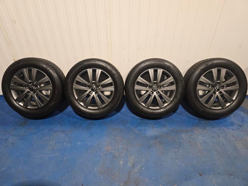 🌞Originele VW Cascavel velgen 17 inch zomerbanden T5 T6, Banden en Velgen, 17 inch, Ophalen of Verzenden, 235 mm