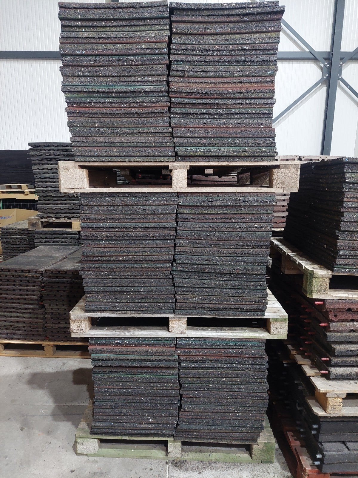 rubberen tegels/rubber/stal/dierenverblijven/dakterras/€10,-, Tuin en Terras, Tegels en Klinkers, Ophalen, Rubber, 10 m² of meer