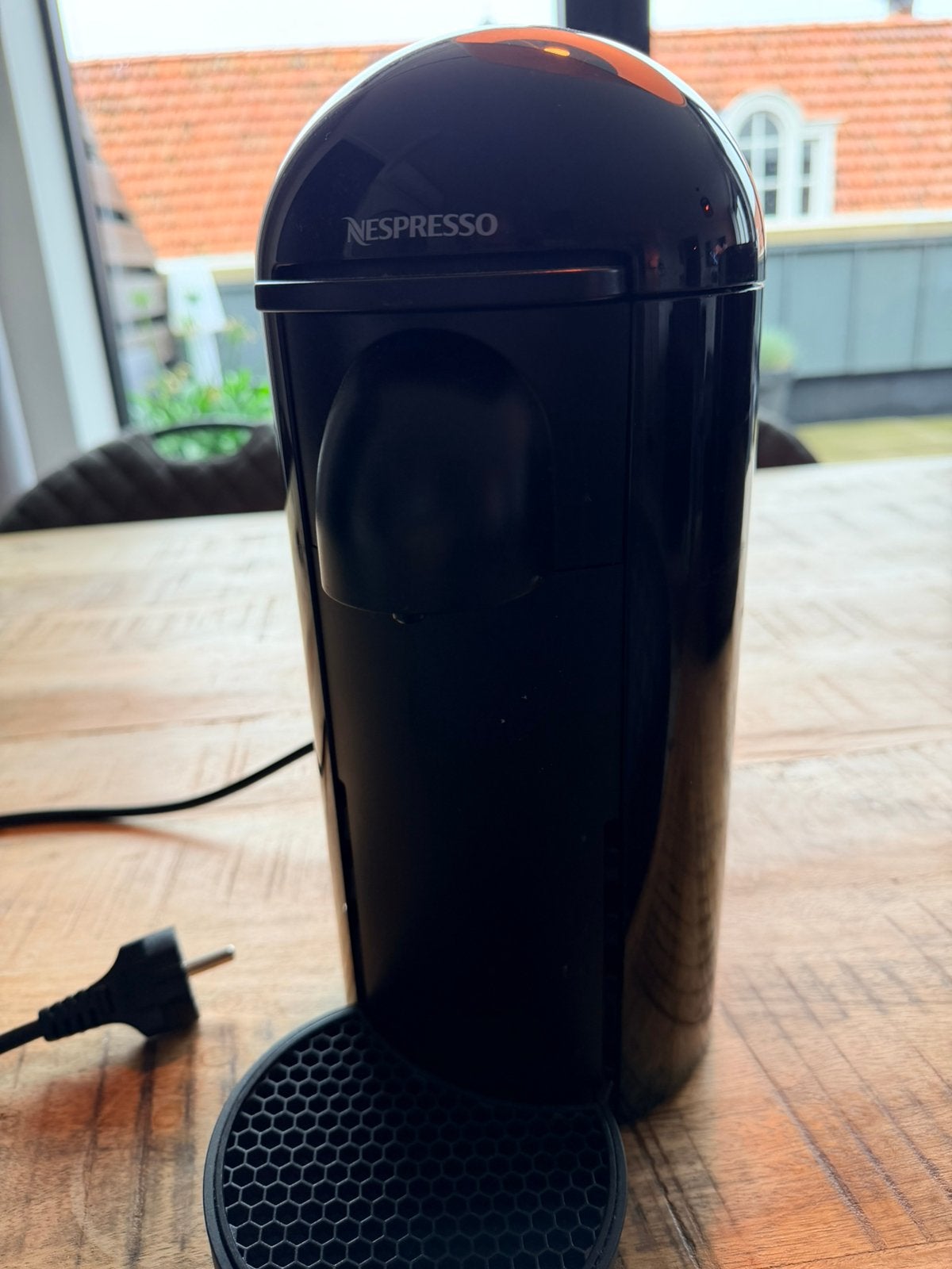 Nespresso Vertuo Plus, Ophalen, Gebruikt, Koffiemachine, 1 kopje