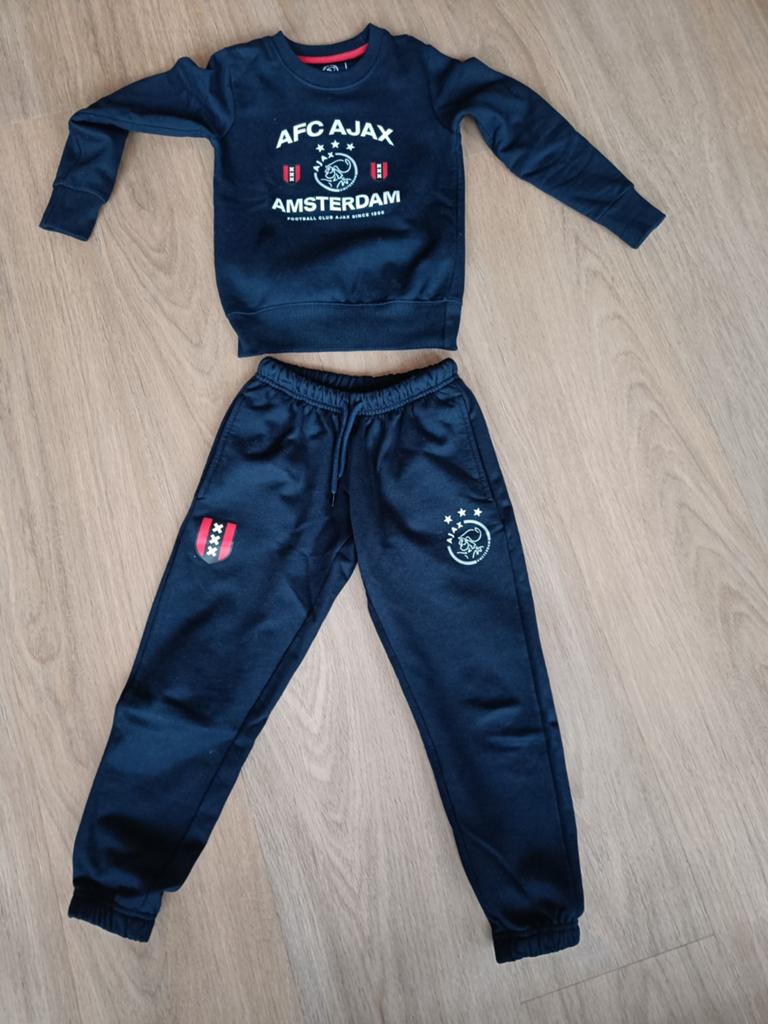 Joggingpak Ajax 128/134, Kinderen en Baby's, Kinderkleding | Maat 128, Ophalen, Ajax, Gebruikt, Jongen of Meisje