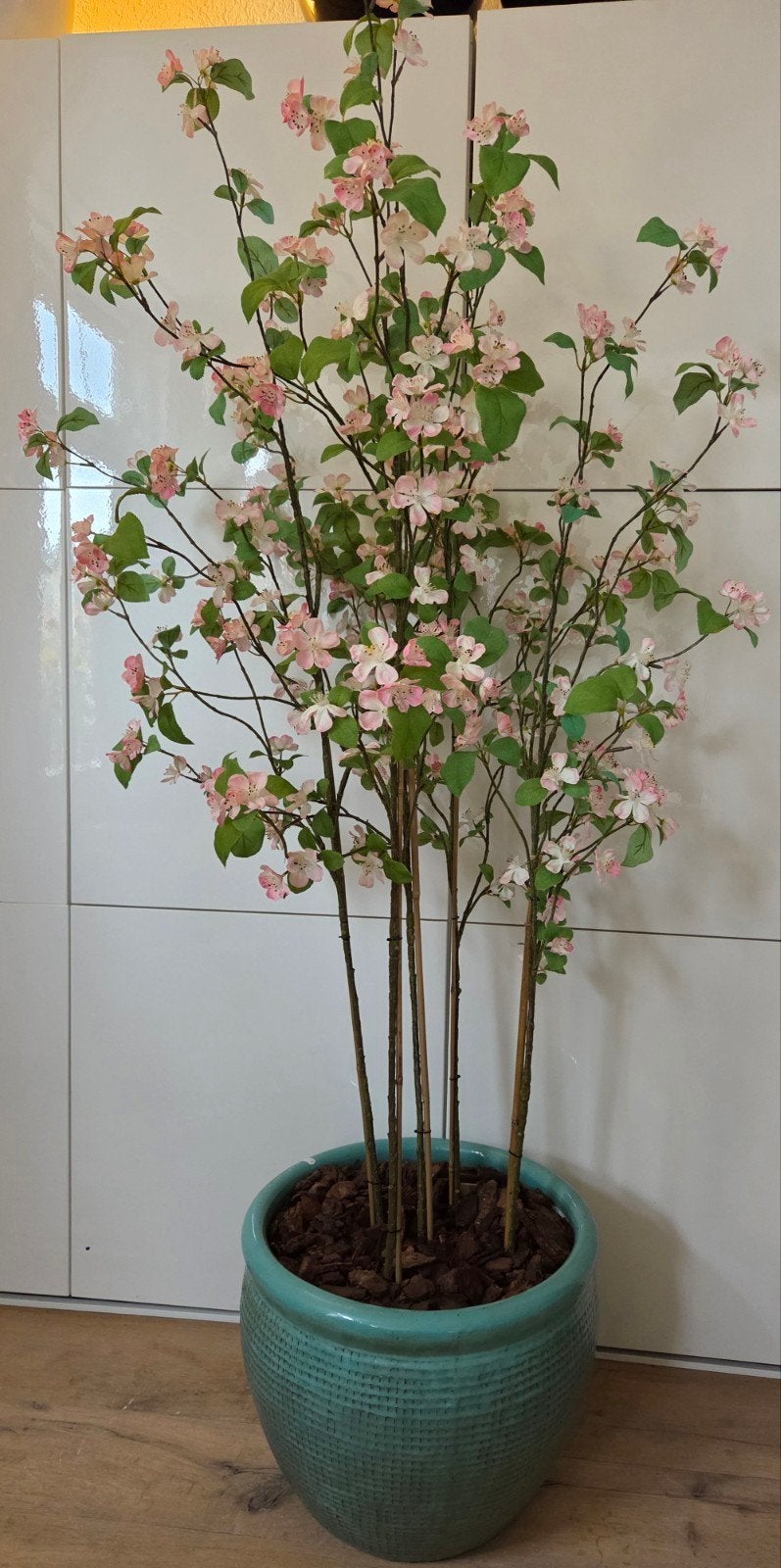 XXL bloemstuk met zgn Silk-ka kunstbloemen bloesemboom, Binnen, Silk-ka, Zo goed als nieuw, Ophalen