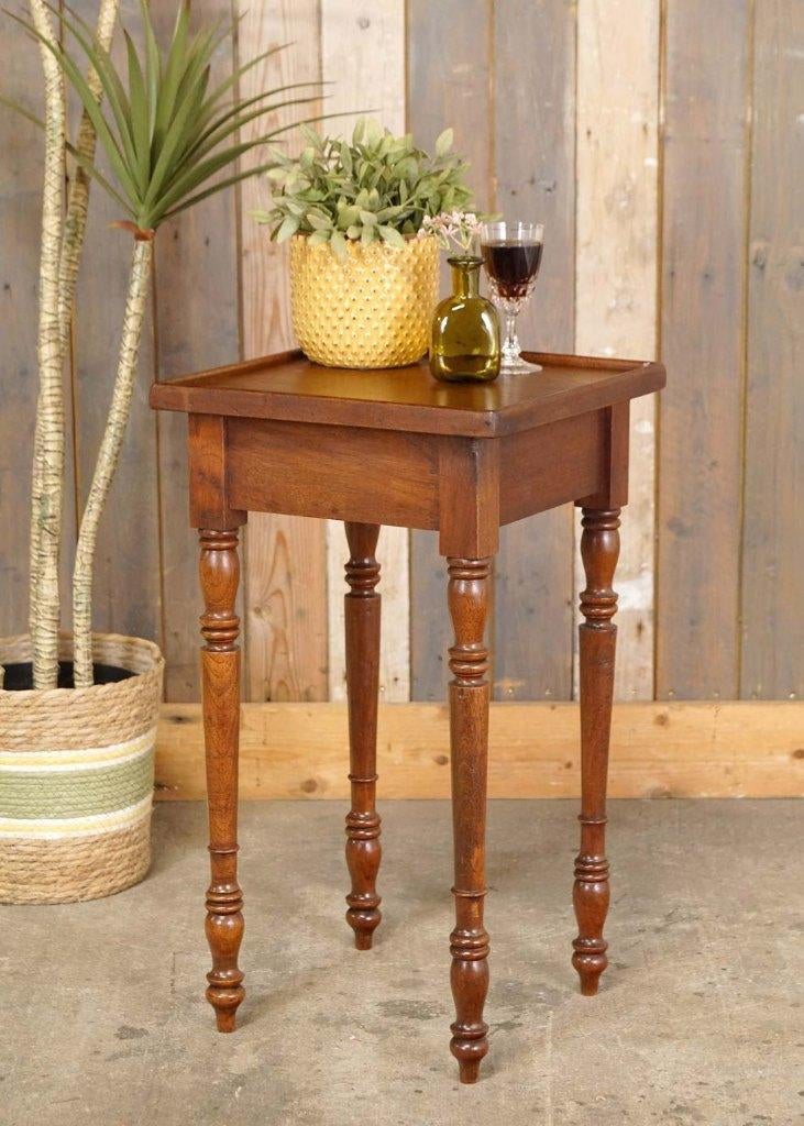 Brocante houten vierkant bijzettafeltje met opstaande rand, Ophalen of Verzenden