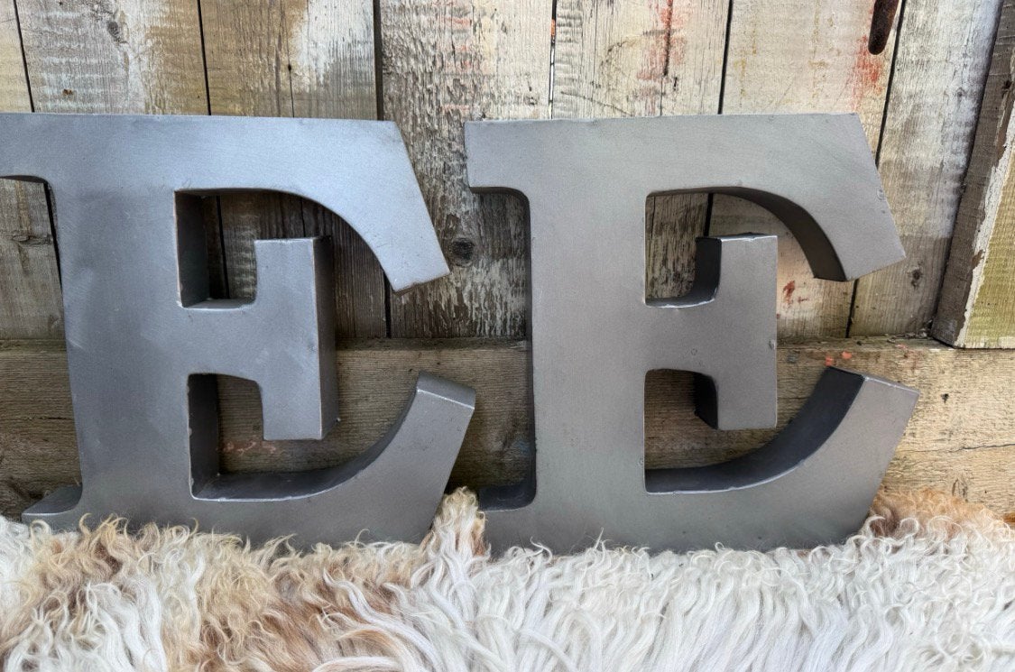 Letters metaal industrieel, Antiek en Kunst, Ophalen of Verzenden
