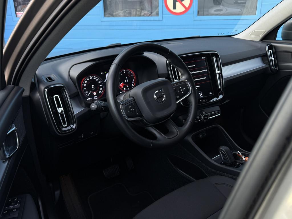 Volvo XC40 2.0 B4 Business Pro, Automaat, 12 maanden, 4 cilinders, Bedrijf