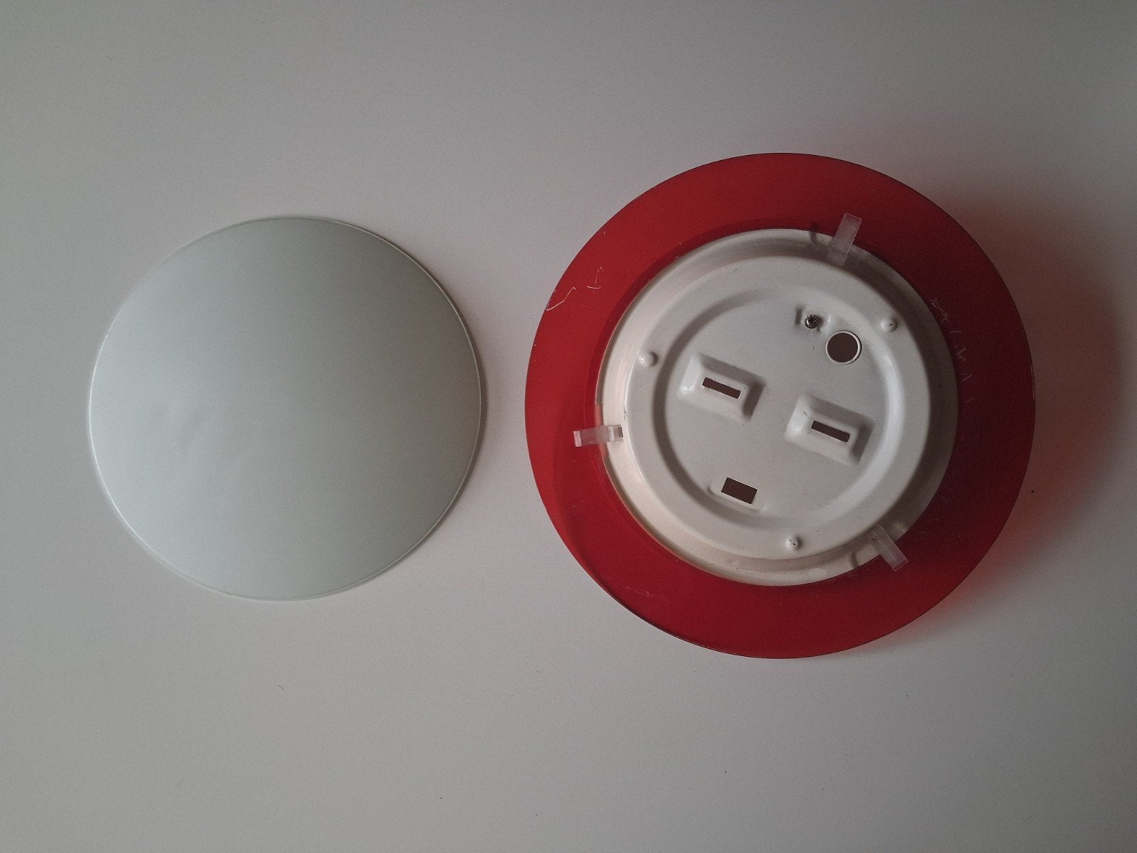 Plafondlamp rood met frosted glas, Ophalen, Zo goed als nieuw, Glas