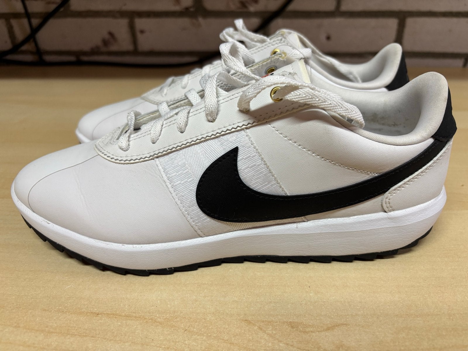 Nike Golf Schoenen Wit/Zwart - Zo goed als nieuw, Kleding | Dames, Ophalen of Verzenden, Zo goed als nieuw, Wit, Sportschoenen