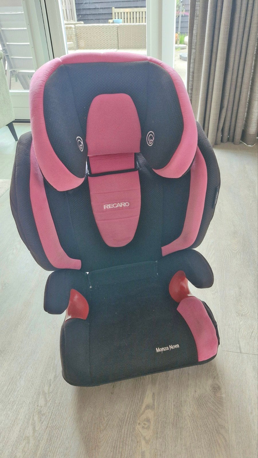 Recaro Monza Nova autostoel roze/zwart 15-36 kg, 15 t/m 36 kg, Zijbescherming, Ophalen, Overige merken