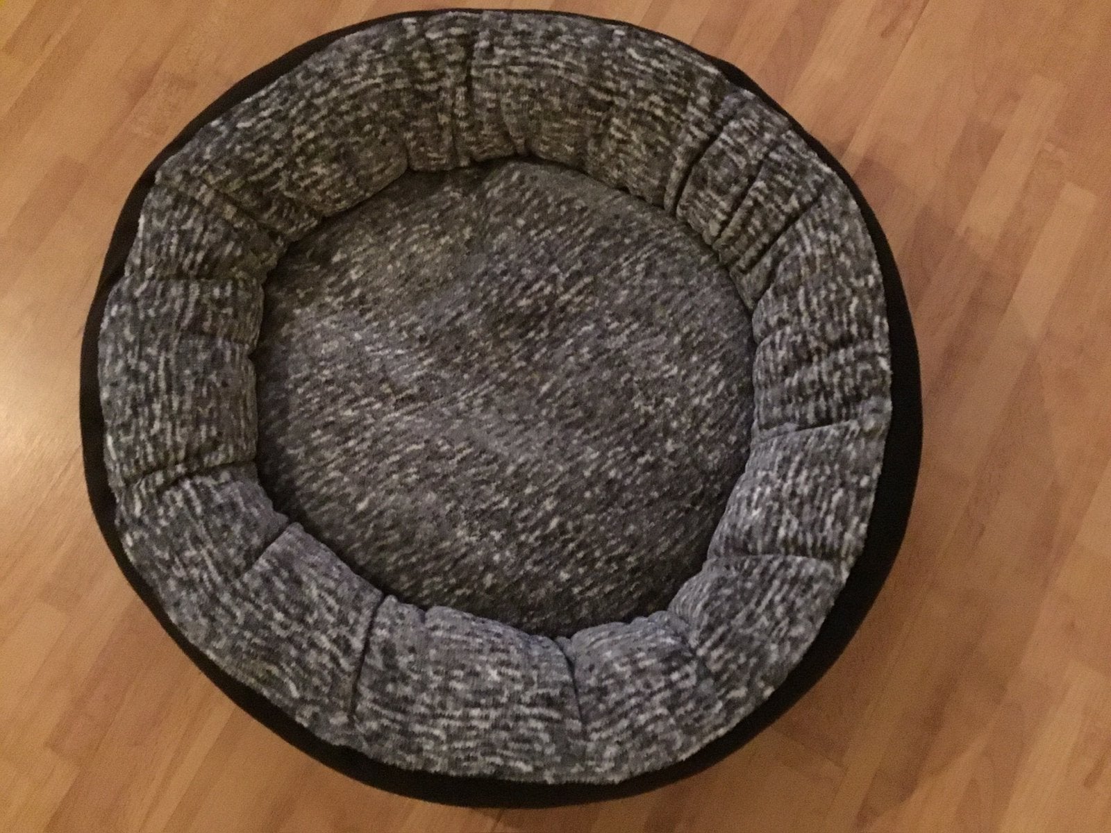 Mandje voor hond of kat, Ophalen, Zo goed als nieuw