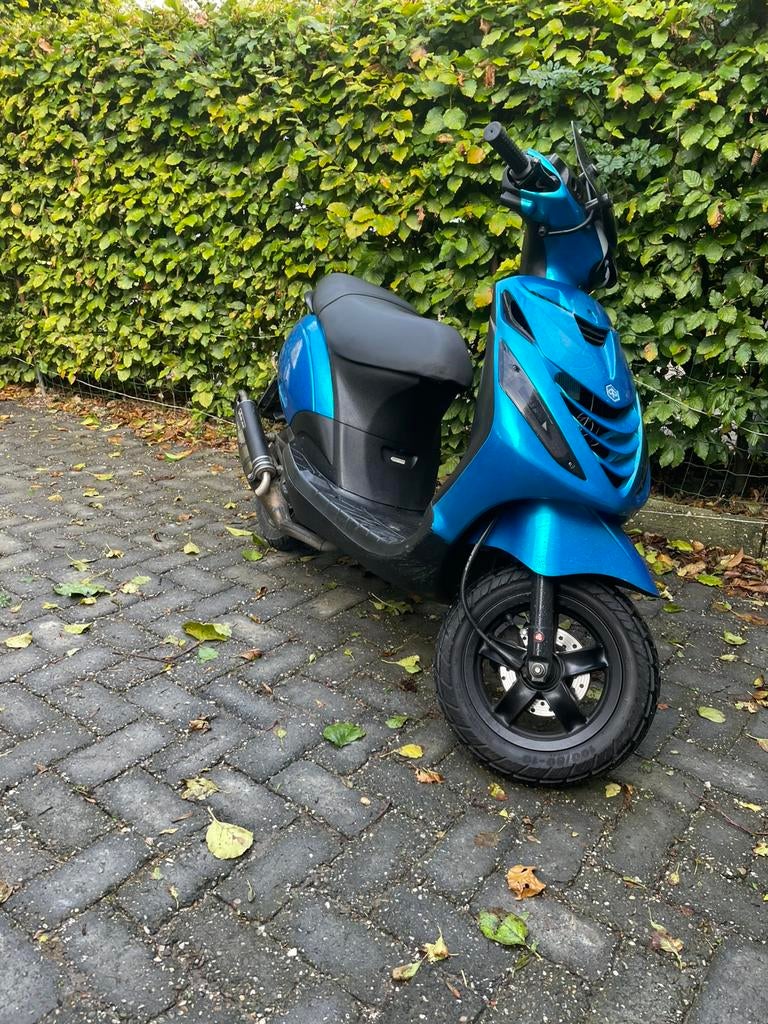 Zip 70 cc full mallossi, Fietsen en Brommers, Ophalen, Zo goed als nieuw, Tweetakt, Zip