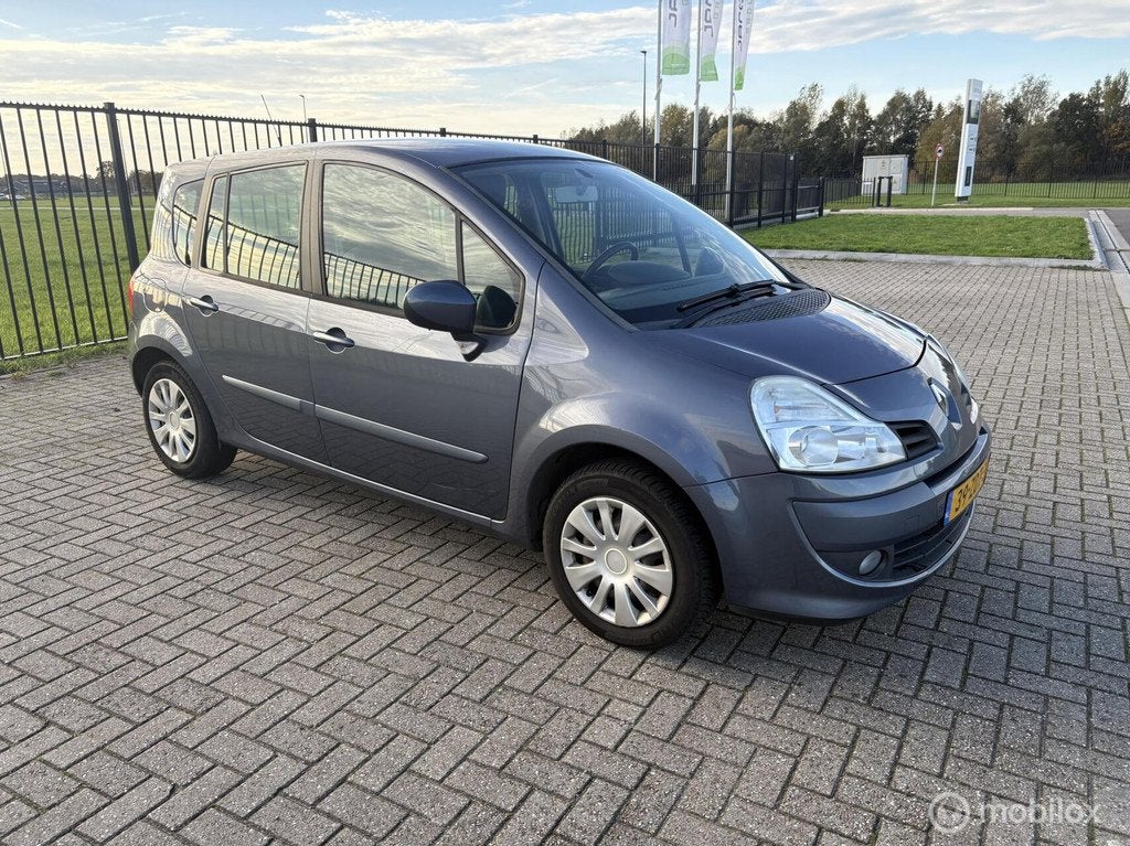 Renault Modus 1.2 TCE Night & Day, Auto's, Renault, Voorwielaandrijving, Euro 5, Gebruikt, 4 cilinders