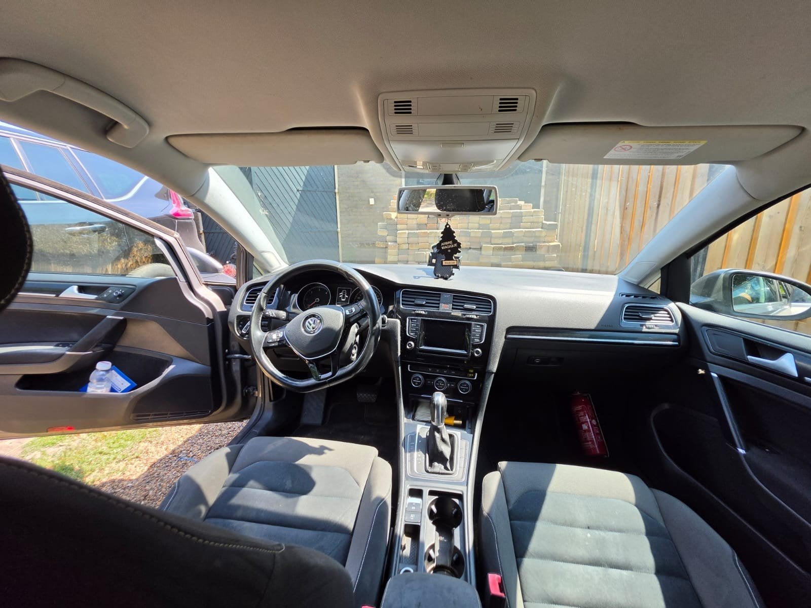 Foto 9 van Volkswagen Golf 1.6 TDI 77KW Variant DSG 2014 Grijs